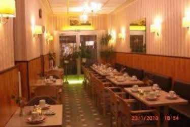 Hotel Apollo à Francfort-sur-le-Main Extérieur photo